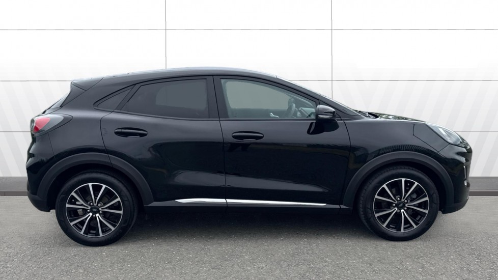 Ford Puma 1.0 EcoBoost Hybrid mHEV Titanium 5dr Petrol Hatchback - Image 5