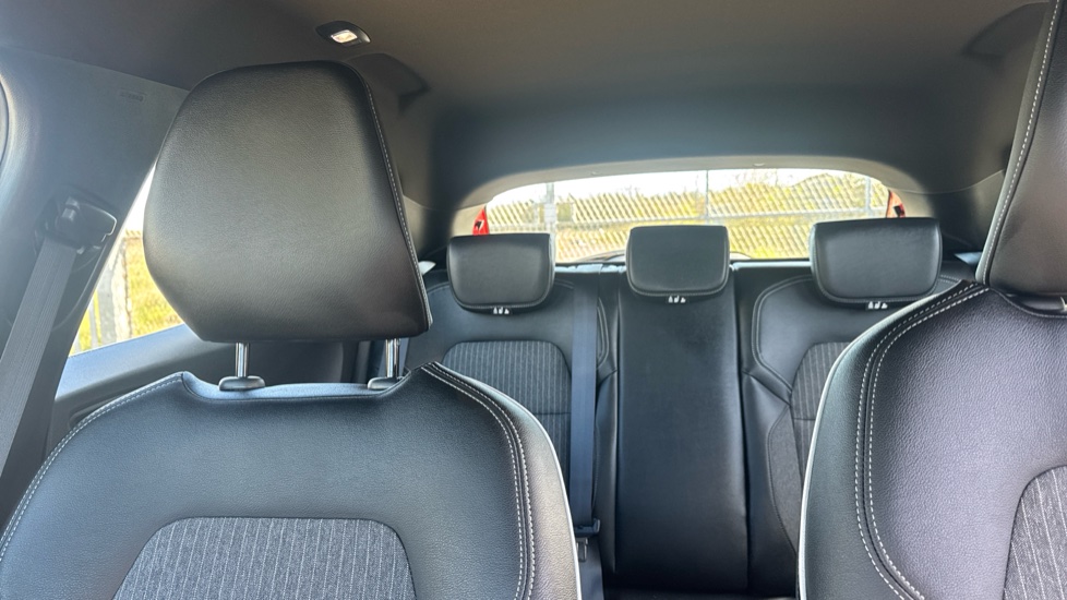 Renault Clio 1.0 TCe 90 SE Edition 5dr Petrol Hatchback - Image 15