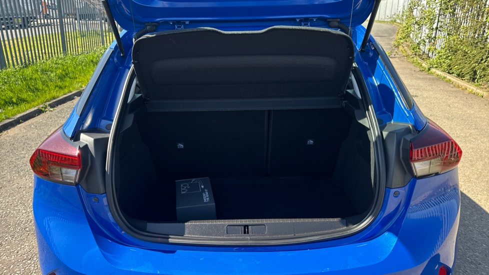 Vauxhall Corsa 1.2 Turbo SE Edition 5dr Petrol Hatchback - Image 4