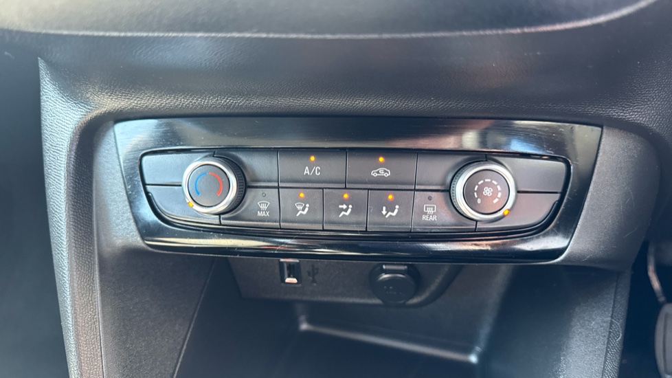 Vauxhall Corsa 1.2 Turbo SE Edition 5dr Petrol Hatchback - Image 44
