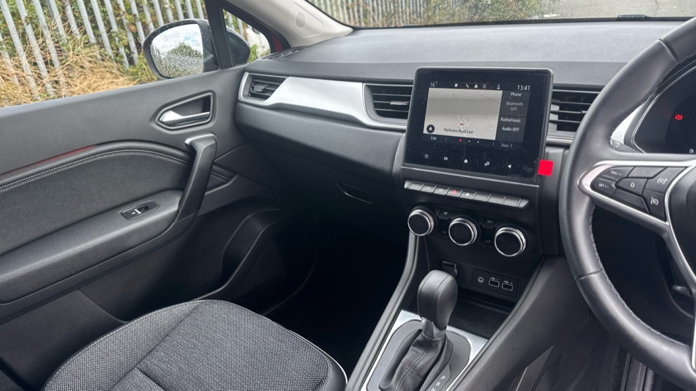 Renault Captur 1.6 E-Tech Plug-in hybrid 160 Techno 5dr Auto Hatchback - Image 14