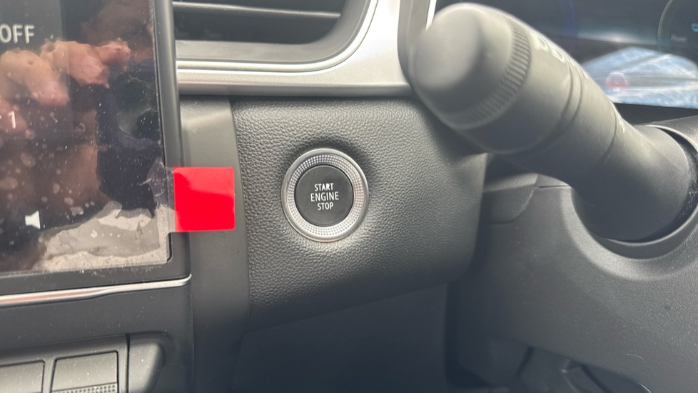 Renault Captur 1.6 E-Tech Plug-in hybrid 160 Techno 5dr Auto Hatchback - Image 35