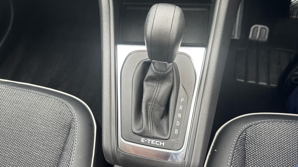 Renault Captur 1.6 E-Tech Plug-in hybrid 160 Techno 5dr Auto Hatchback - Image 38