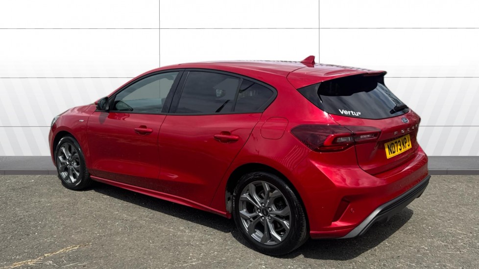 Ford Focus 1.0 EcoBoost ST-Line 5dr Petrol Hatchback - Image 2