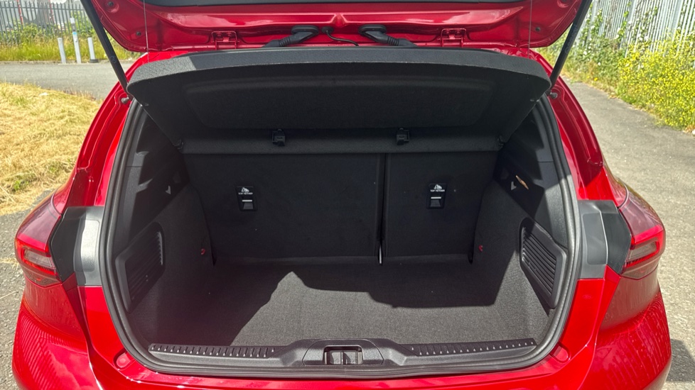 Ford Focus 1.0 EcoBoost ST-Line 5dr Petrol Hatchback - Image 4