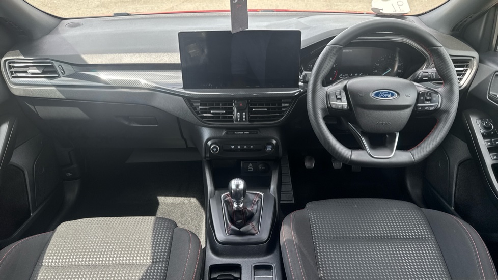 Ford Focus 1.0 EcoBoost ST-Line 5dr Petrol Hatchback - Image 10