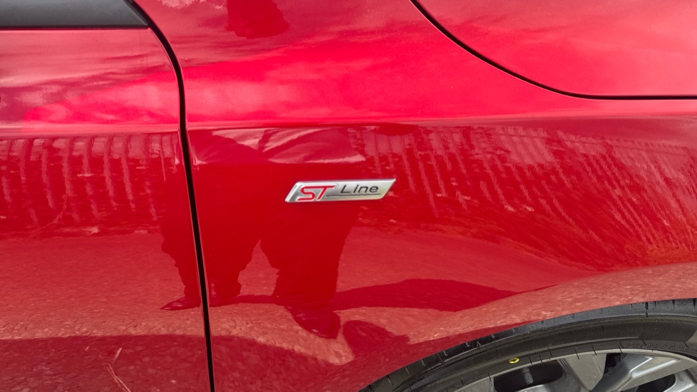 Ford Focus 1.0 EcoBoost ST-Line 5dr Petrol Hatchback - Image 24