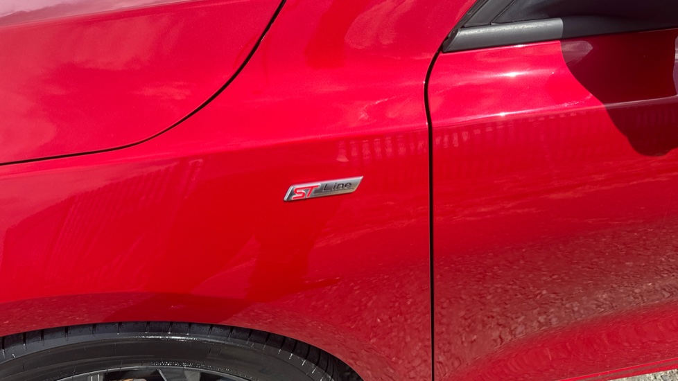 Ford Focus 1.0 EcoBoost ST-Line 5dr Petrol Hatchback - Image 25