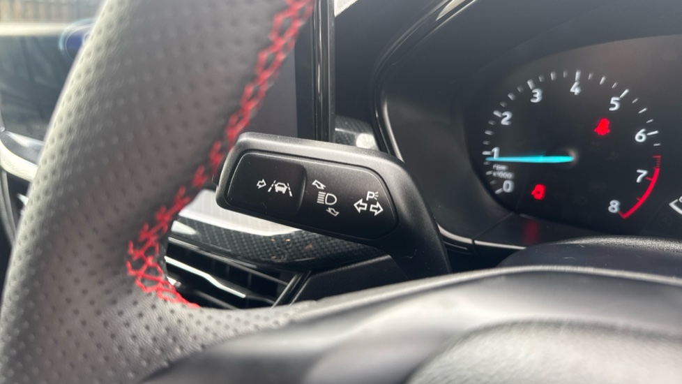 Ford Focus 1.0 EcoBoost ST-Line 5dr Petrol Hatchback - Image 34