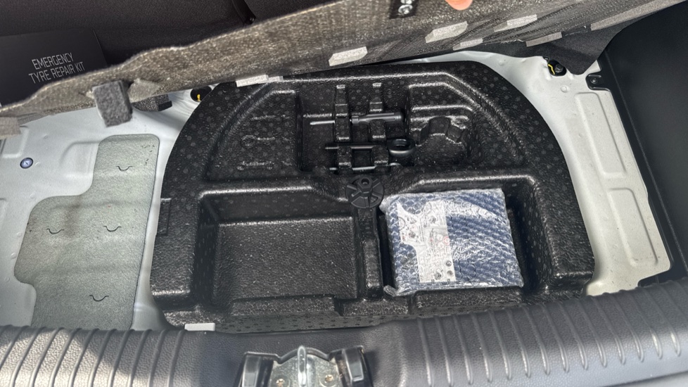 Kia Picanto 1.25 Chilli EcoDynamics 3dr Petrol Hatchback - Image 21