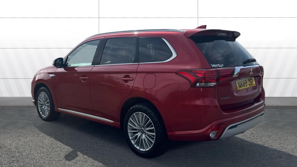 Mitsubishi Outlander 2.4 PHEV 4h 5dr Auto Estate - Image 2