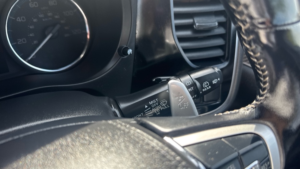 Mitsubishi Outlander 2.4 PHEV 4h 5dr Auto Estate - Image 42