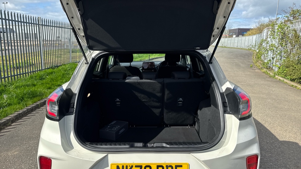 Ford Puma 1.0 EcoBoost Hybrid mHEV ST-Line 5dr Petrol Hatchback - Image 4