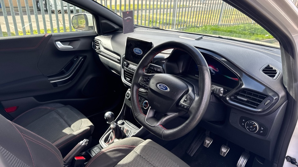 Ford Puma 1.0 EcoBoost Hybrid mHEV ST-Line 5dr Petrol Hatchback - Image 11