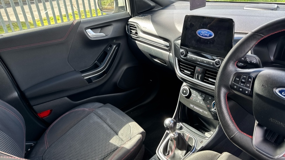 Ford Puma 1.0 EcoBoost Hybrid mHEV ST-Line 5dr Petrol Hatchback - Image 14