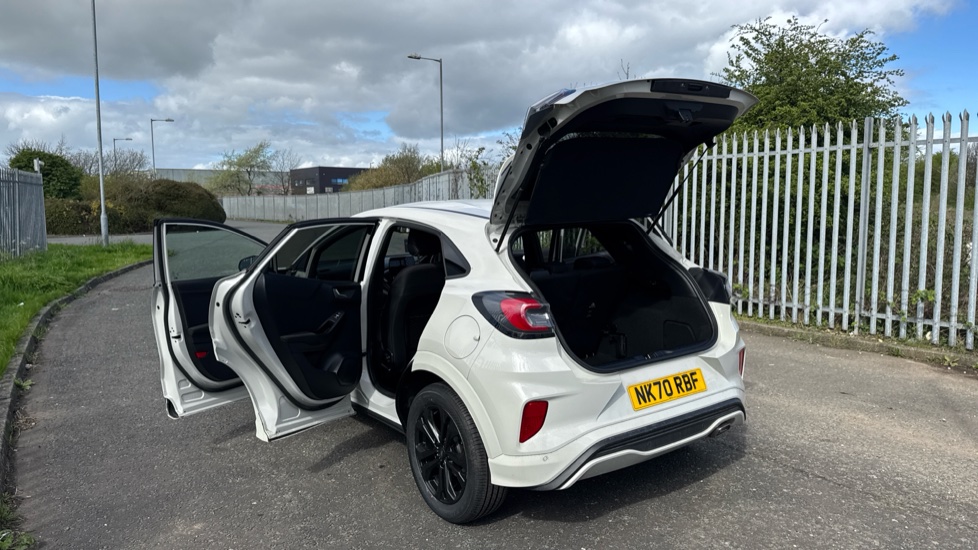 Ford Puma 1.0 EcoBoost Hybrid mHEV ST-Line 5dr Petrol Hatchback - Image 24
