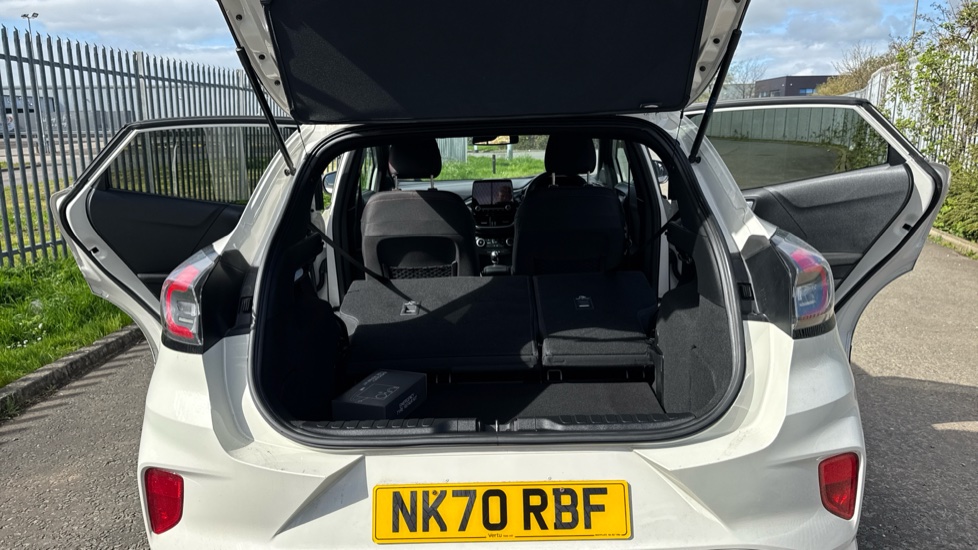 Ford Puma 1.0 EcoBoost Hybrid mHEV ST-Line 5dr Petrol Hatchback - Image 31