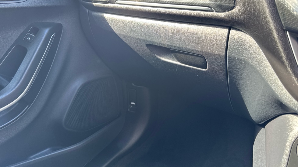 Ford Puma 1.0 EcoBoost Hybrid mHEV ST-Line 5dr Petrol Hatchback - Image 67