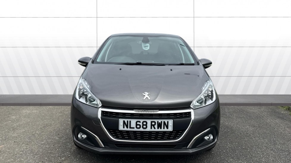 Peugeot 208 1.2 PureTech 82 Signature 5dr [Start Stop] Petrol Hatchback - Image 3