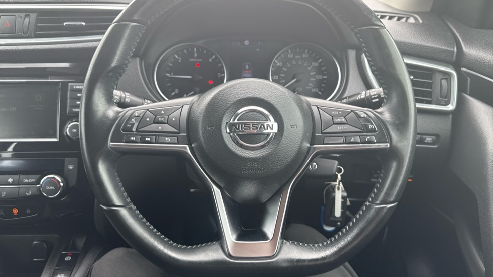 Nissan Qashqai 1.5 dCi 115 Acenta Premium 5dr Diesel Hatchback - Image 31