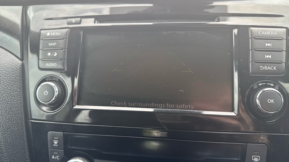 Nissan Qashqai 1.5 dCi 115 Acenta Premium 5dr Diesel Hatchback - Image 41