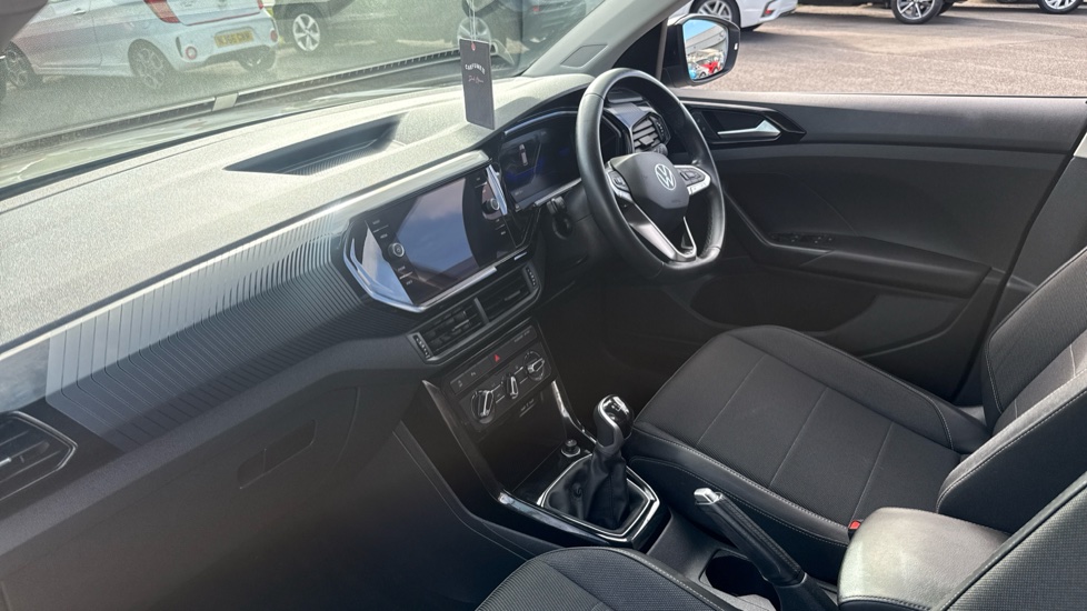 Volkswagen T-Cross 1.0 TSI Black Edition 5dr Petrol Estate - Image 9