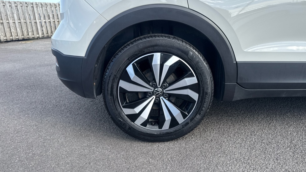 Volkswagen T-Cross 1.0 TSI Black Edition 5dr Petrol Estate - Image 36