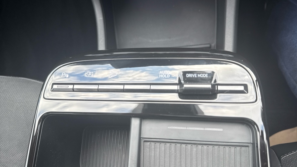 Hyundai TUCSON 1.6T Hybrid N Line S 5dr Auto Hybrid Estate - Image 33