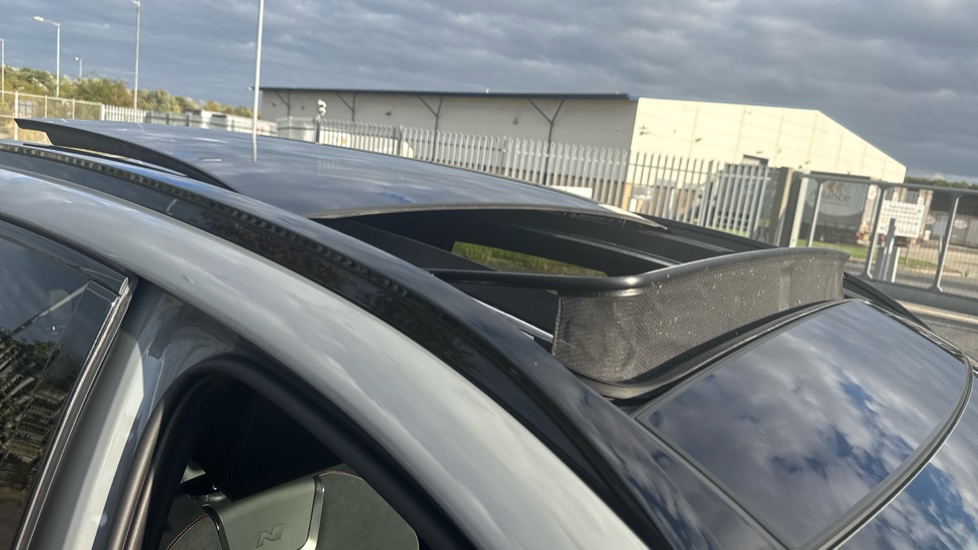 Hyundai TUCSON 1.6T Hybrid N Line S 5dr Auto Hybrid Estate - Image 40