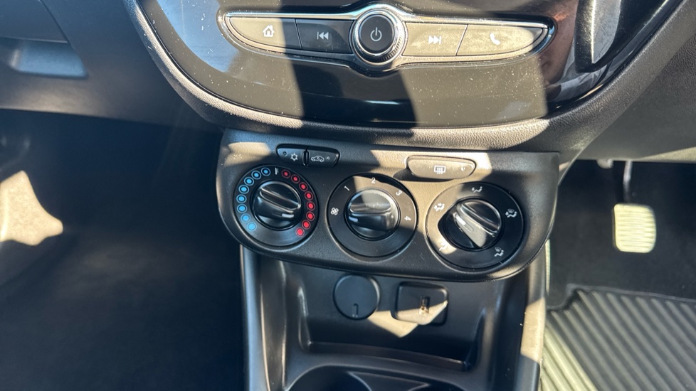 Vauxhall Corsa 1.4 ecoFLEX Energy 3dr [AC] Petrol Hatchback - Image 28
