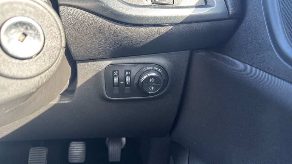 Vauxhall Corsa 1.4 ecoFLEX Energy 3dr [AC] Petrol Hatchback - Image 32