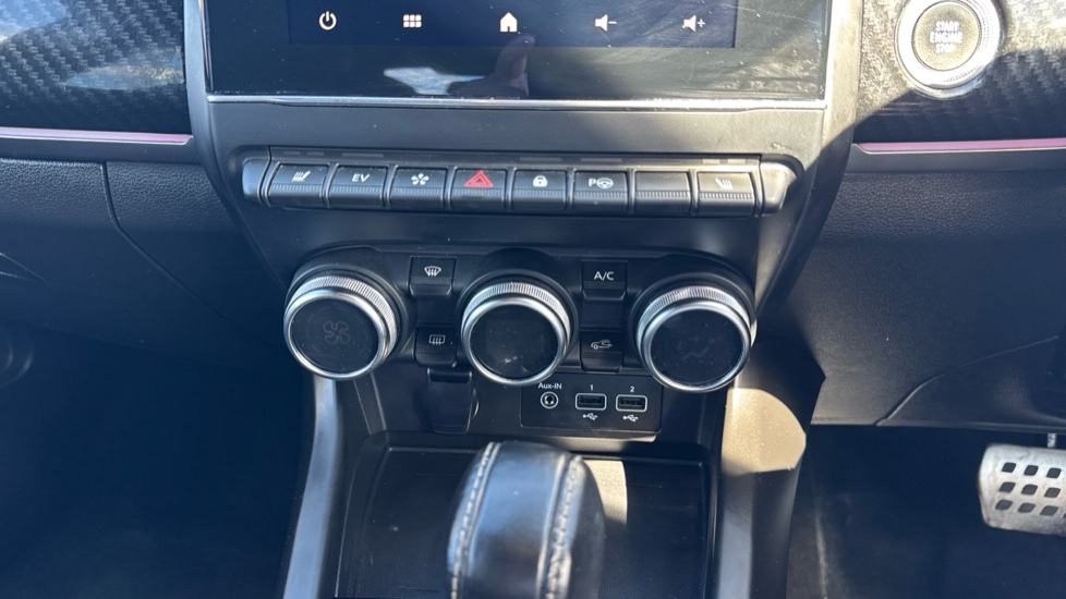 Renault Arkana 1.6 E-Tech full hybrid 145 Engineered 5dr Auto Hybrid Estate - Image 32