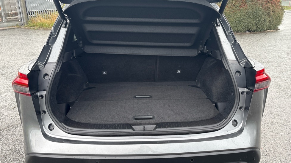 Nissan Qashqai 1.5 E-Power Tekna 5dr Auto Hybrid Hatchback - Image 4