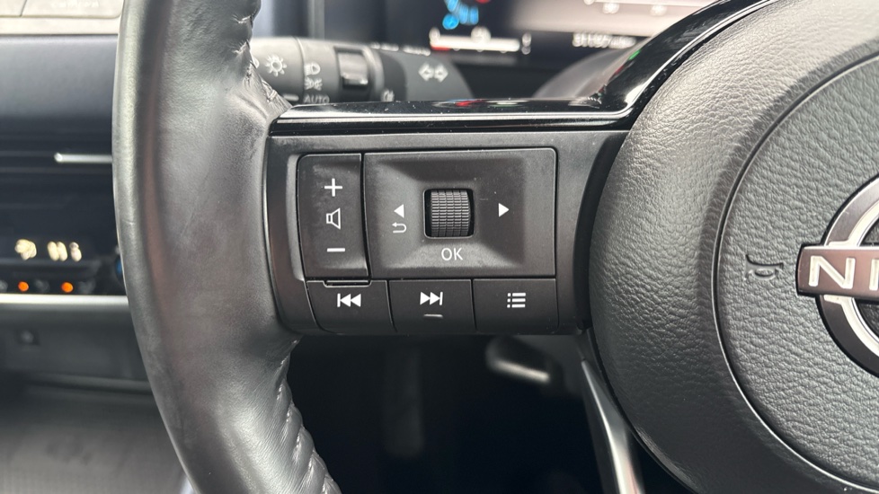 Nissan Qashqai 1.5 E-Power Tekna 5dr Auto Hybrid Hatchback - Image 25