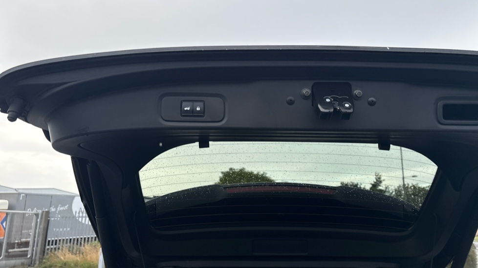 Nissan Qashqai 1.5 E-Power Tekna 5dr Auto Hybrid Hatchback - Image 30