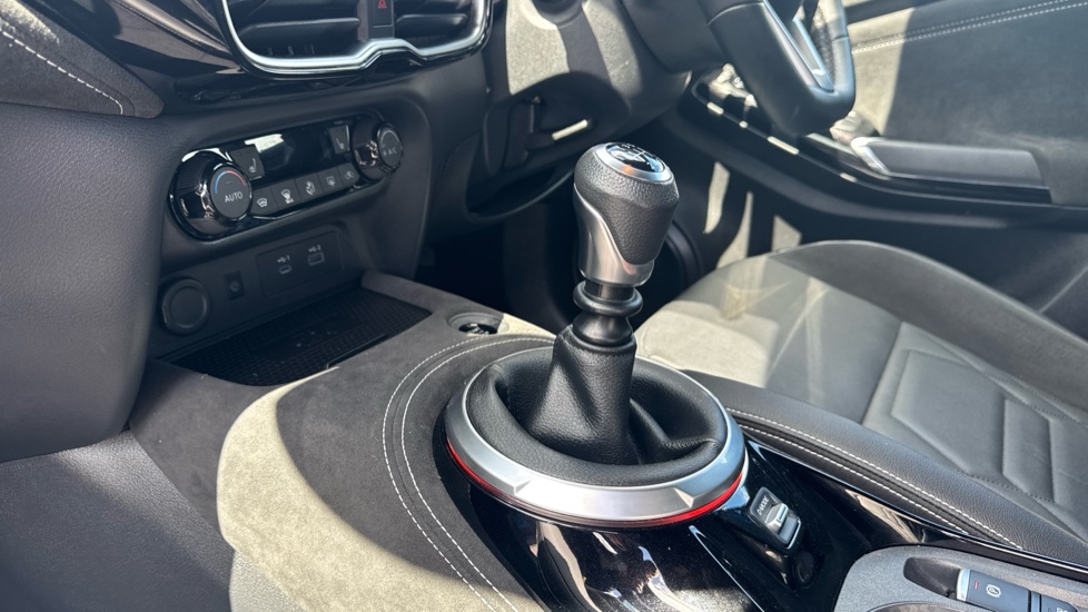 Nissan Juke 1.0 DiG-T Tekna+ 5dr Petrol Hatchback - Image 13