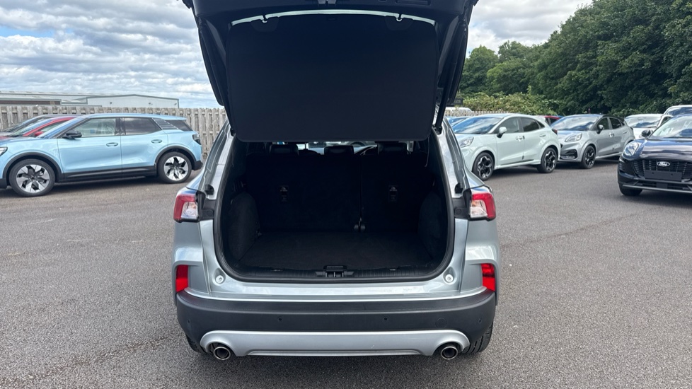 Ford Kuga 1.5 EcoBoost 150 Titanium Edition 5dr Petrol Estate - Image 4