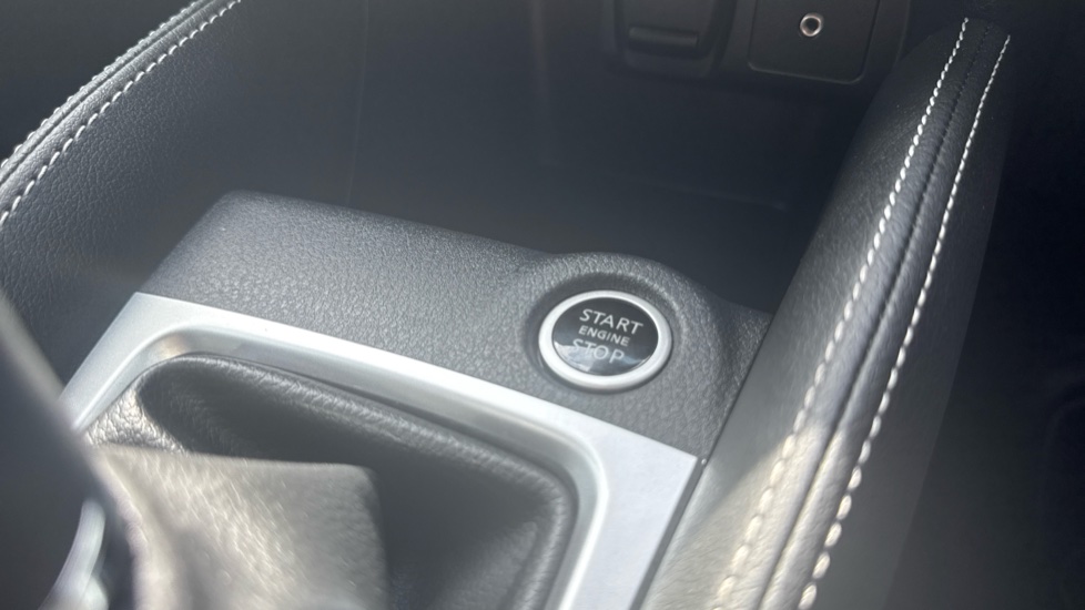Nissan Micra 1.0 IG-T 92 N-Sport 5dr Petrol Hatchback - Image 31