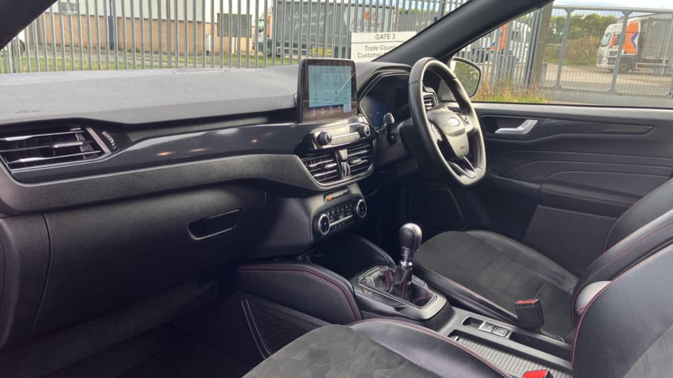 Ford Kuga 1.5 EcoBoost 150 ST-Line Edition 5dr Petrol Estate - Image 9