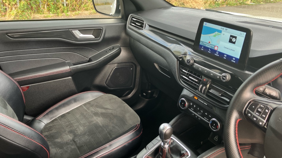 Ford Kuga 1.5 EcoBoost 150 ST-Line Edition 5dr Petrol Estate - Image 14