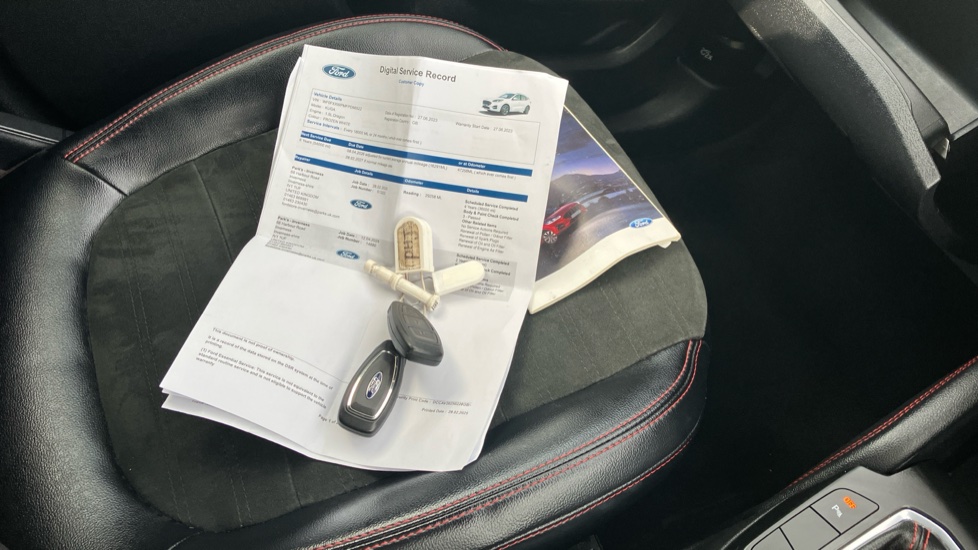 Ford Kuga 1.5 EcoBoost 150 ST-Line Edition 5dr Petrol Estate - Image 19