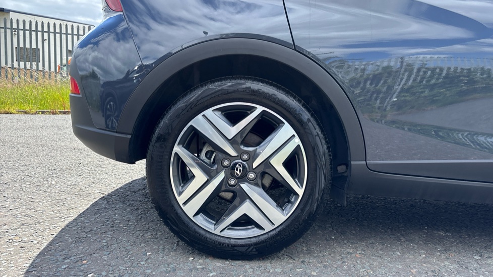 Hyundai BAYON 1.0 TGDi 48V MHEV Premium 5dr DCT Petrol Hatchback - Image 7