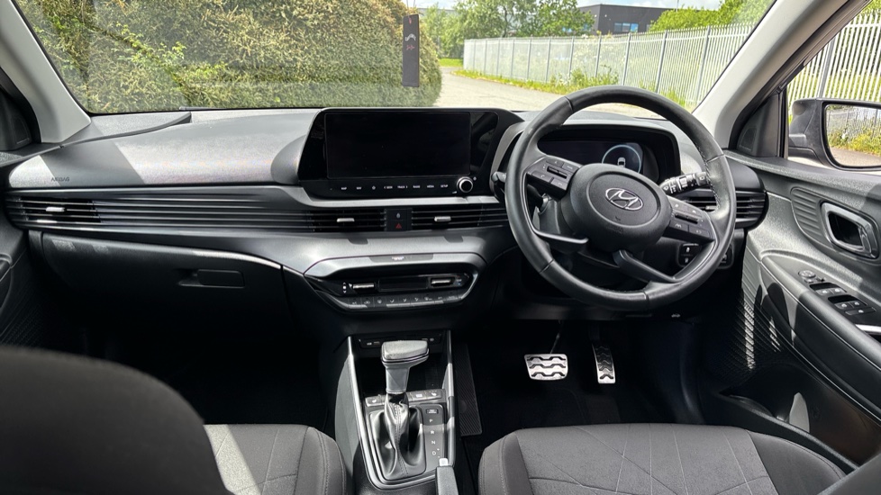 Hyundai BAYON 1.0 TGDi 48V MHEV Premium 5dr DCT Petrol Hatchback - Image 10