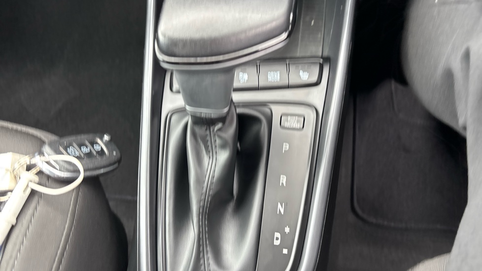 Hyundai BAYON 1.0 TGDi 48V MHEV Premium 5dr DCT Petrol Hatchback - Image 32