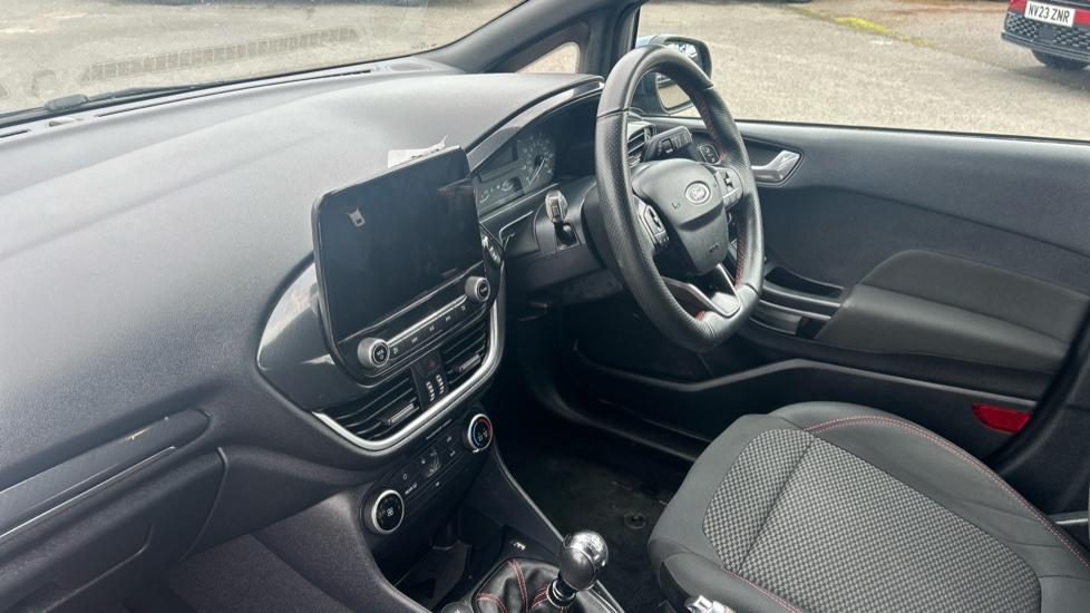 Ford Fiesta 1.0 EcoBoost Hybrid mHEV 125 ST-Line Edition 5dr Petrol Hatchback - Image 9