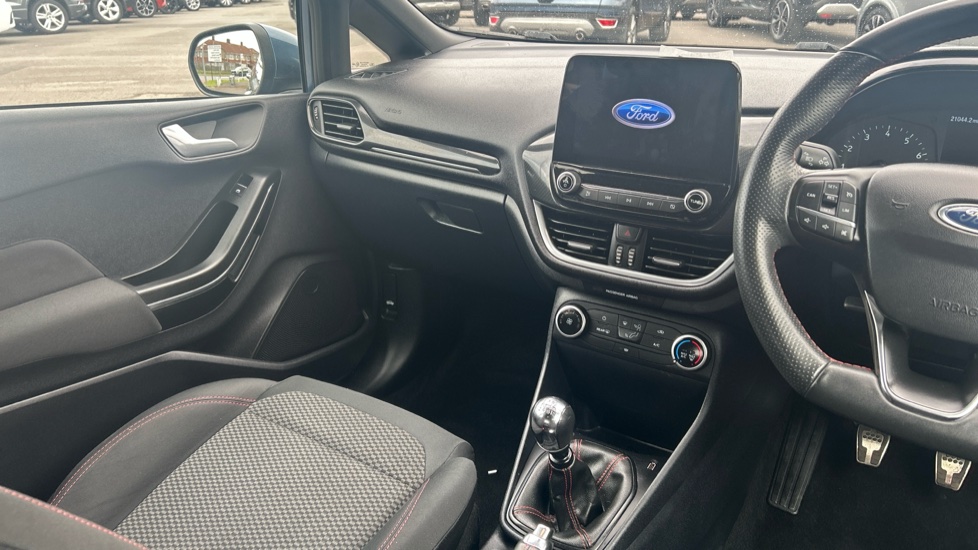 Ford Fiesta 1.0 EcoBoost Hybrid mHEV 125 ST-Line Edition 5dr Petrol Hatchback - Image 14