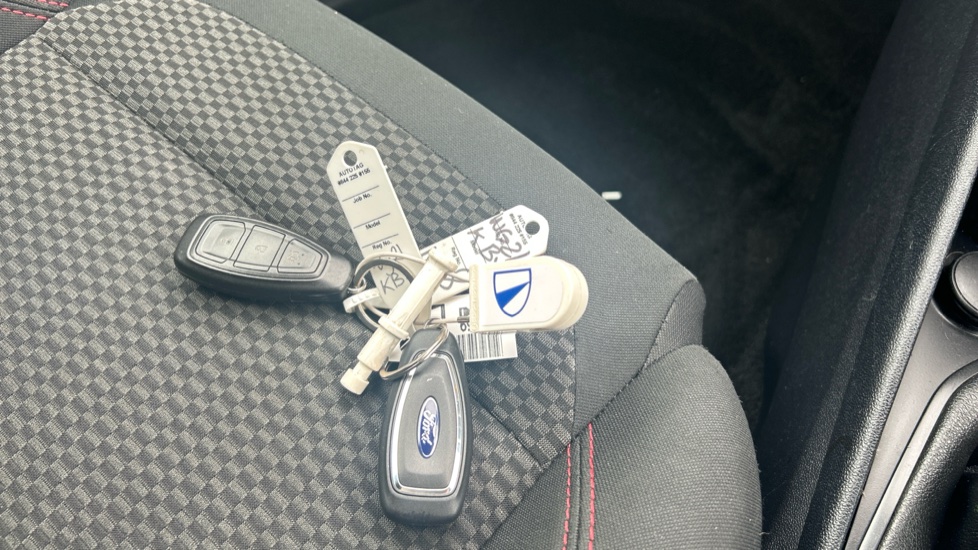 Ford Fiesta 1.0 EcoBoost Hybrid mHEV 125 ST-Line Edition 5dr Petrol Hatchback - Image 20