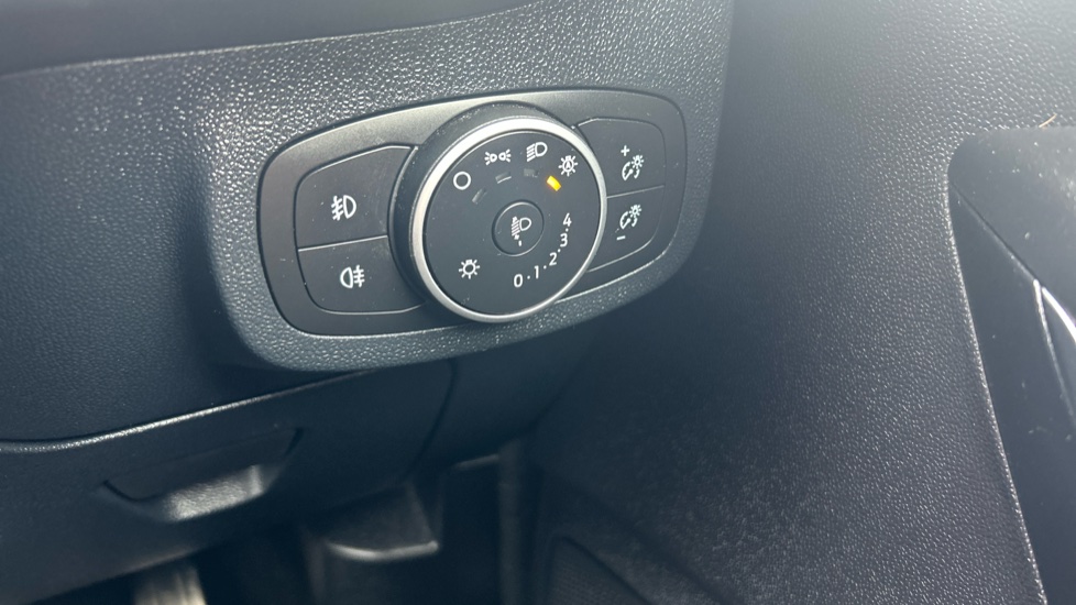 Ford Fiesta 1.0 EcoBoost Hybrid mHEV 125 ST-Line Edition 5dr Petrol Hatchback - Image 27