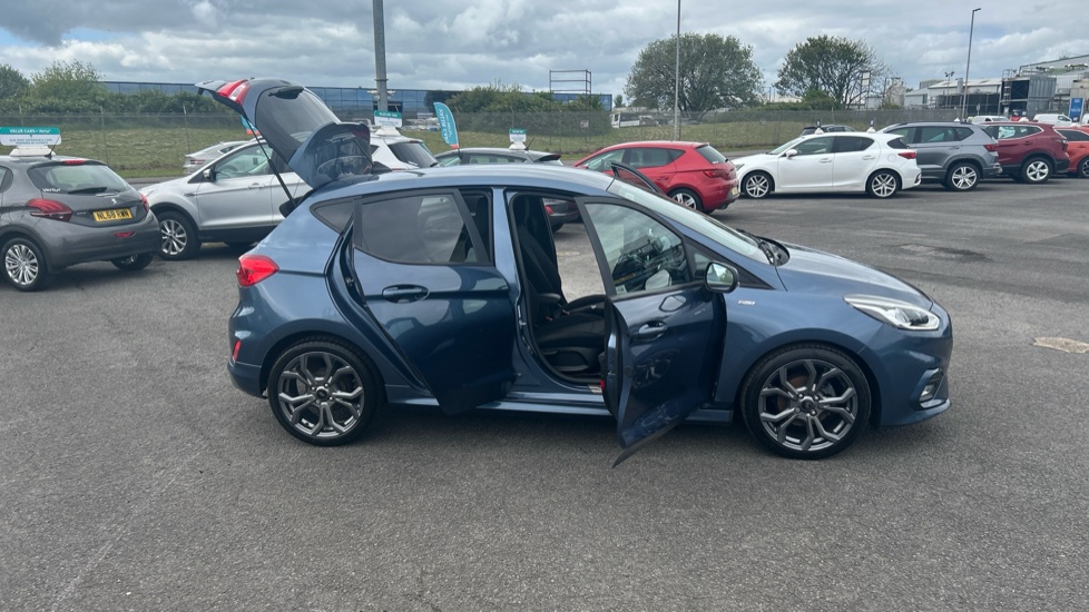Ford Fiesta 1.0 EcoBoost Hybrid mHEV 125 ST-Line Edition 5dr Petrol Hatchback - Image 46