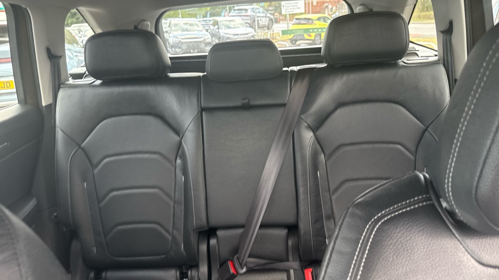 Skoda Kodiaq 2.0 TDI 193 SE L 4X4 5dr DSG [7 Seat] Diesel Estate - Image 15